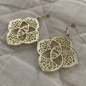 Signature gold Kendra Scott Earrings